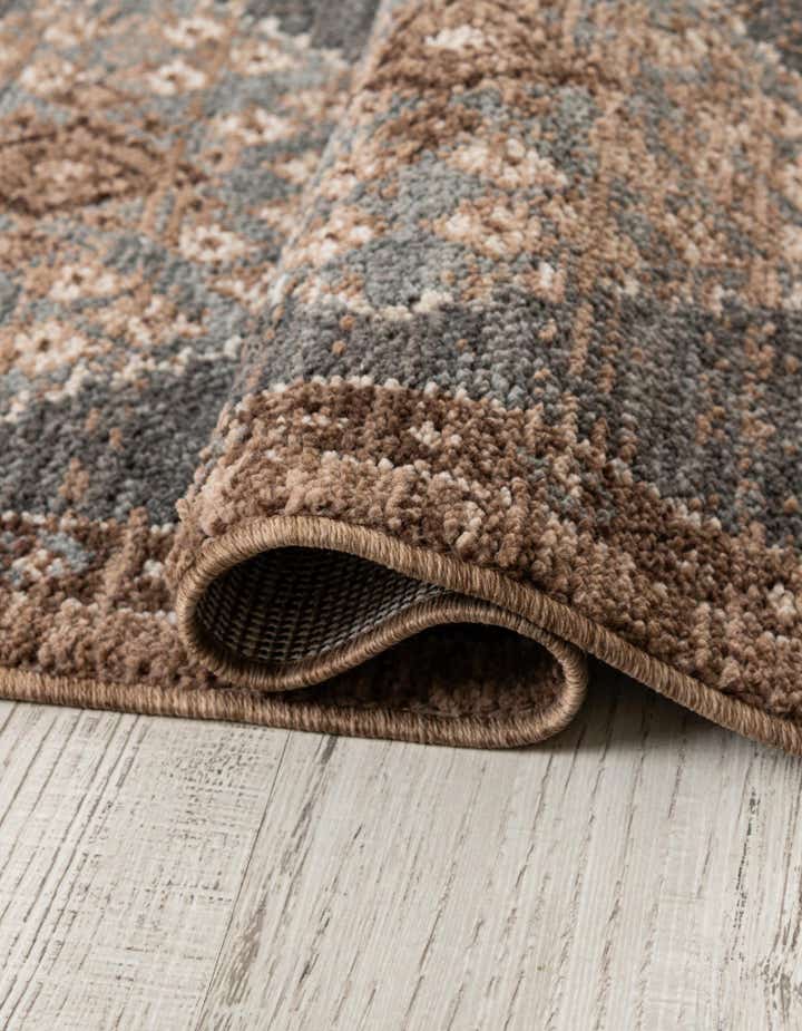 8' x 10' Grand Tradition Rug