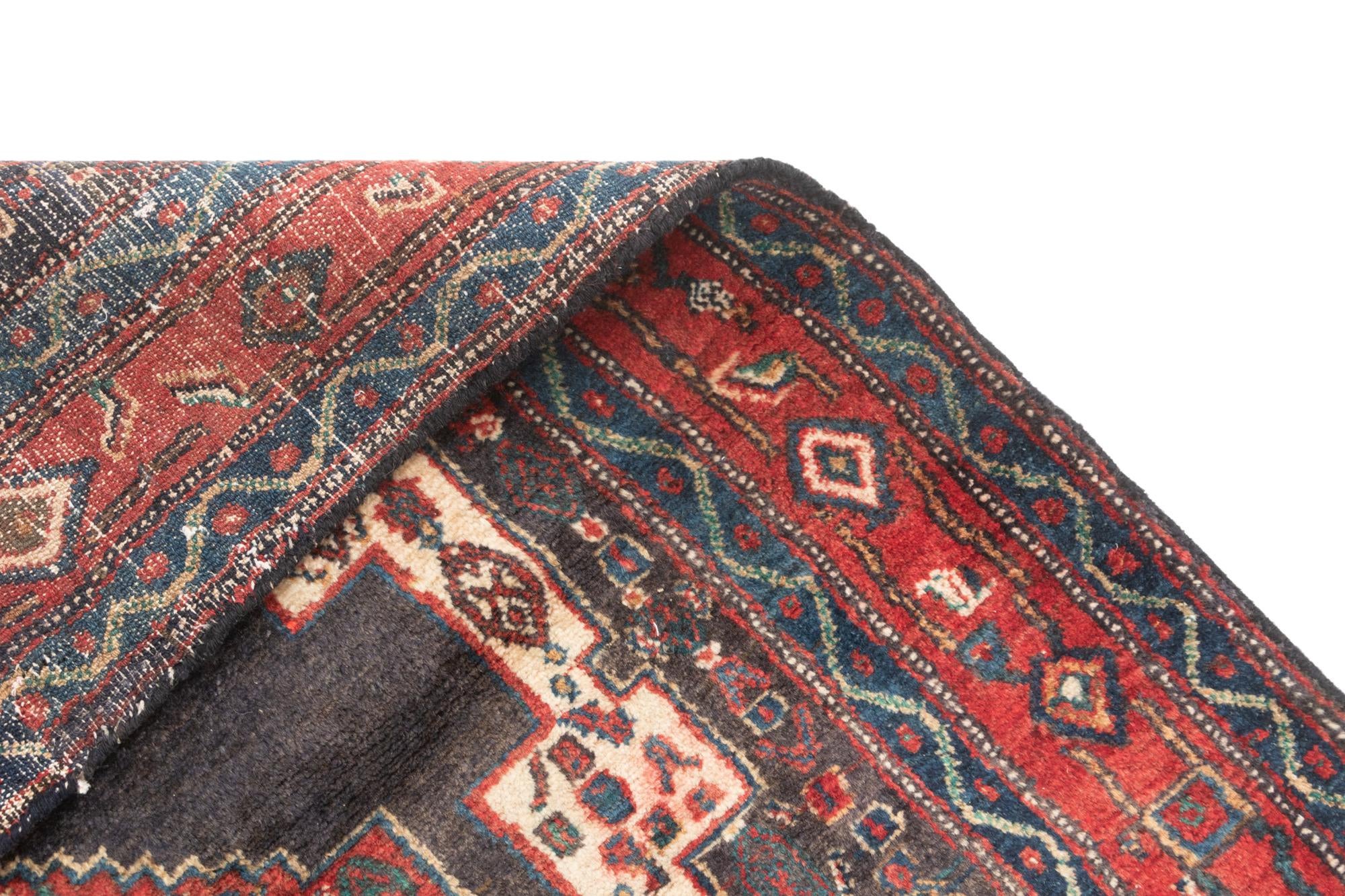 4' x 4' 11 Hamedan Rug