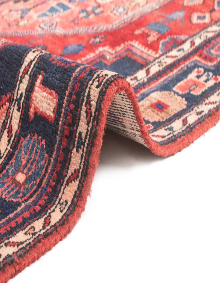 Detail image of 4' 6 x 9' 5 Hamedan Rug