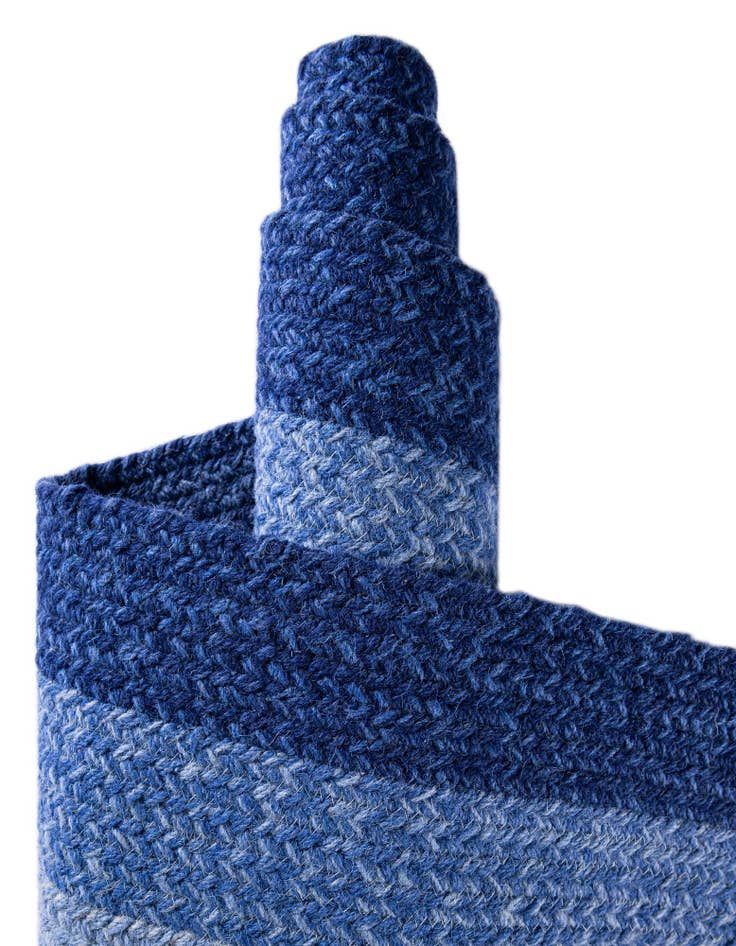 Detail image of 5' 1 x 8'  Hand Hand Braided Wool Rug