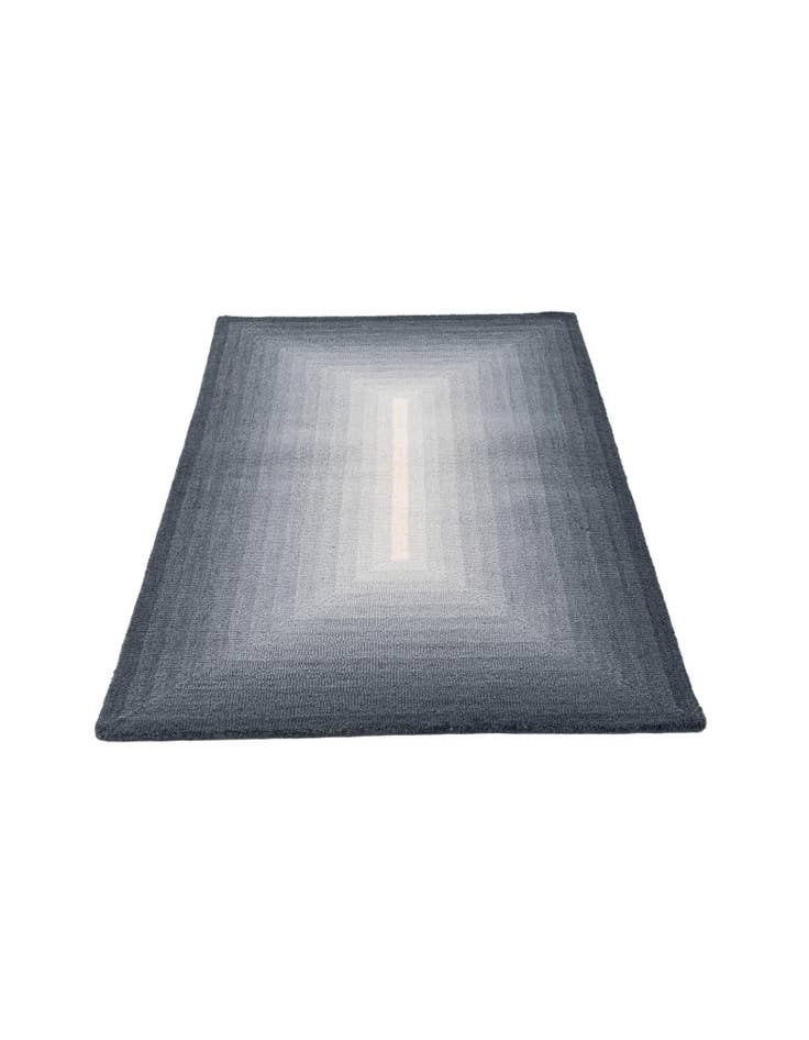 Detail image of 3' 3 x 5' 1 Hand Tufted Wool Rug