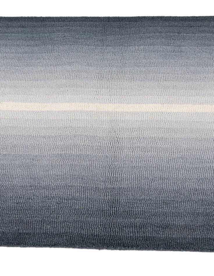 Detail image of 3' 3 x 5' 1 Hand Tufted Wool Rug