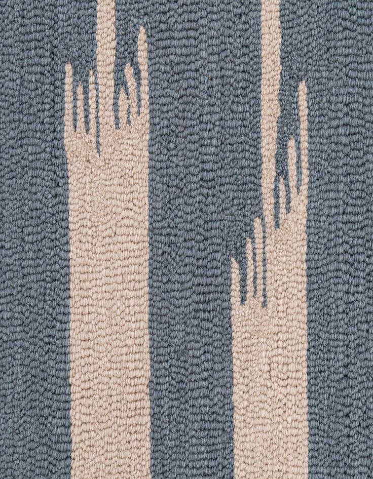Detail image of 5' 1 x 8' 1 Hand Tufted Wool Rug