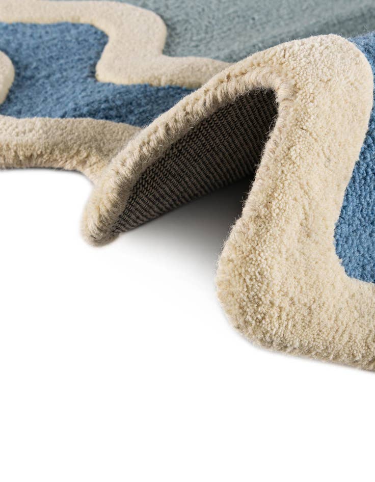 Detail image of 5' 1 x 8' Happy Rugs Wiggles Wool