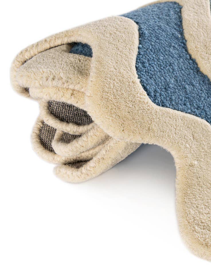 Detail image of 5' 1 x 8' Happy Rugs Wiggles Wool