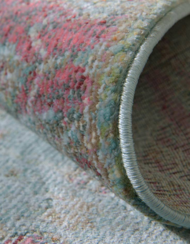 Detail image of 5' 5 x 8' Havana Rug