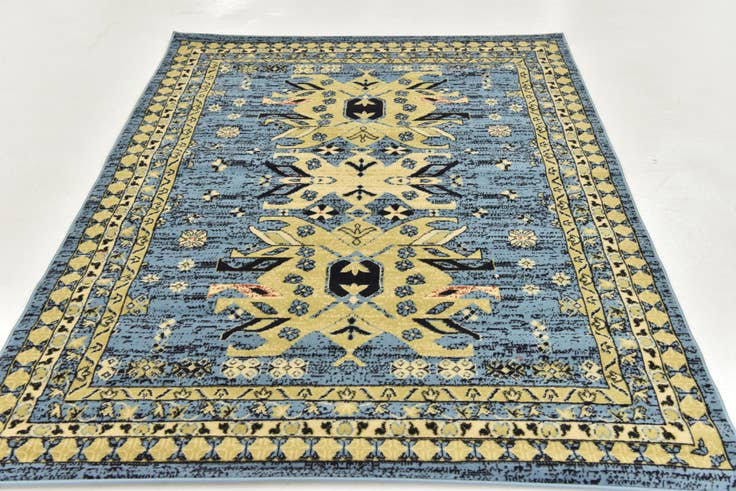 Detail image of 5' 3 x 7' 3 Heriz Design Rug