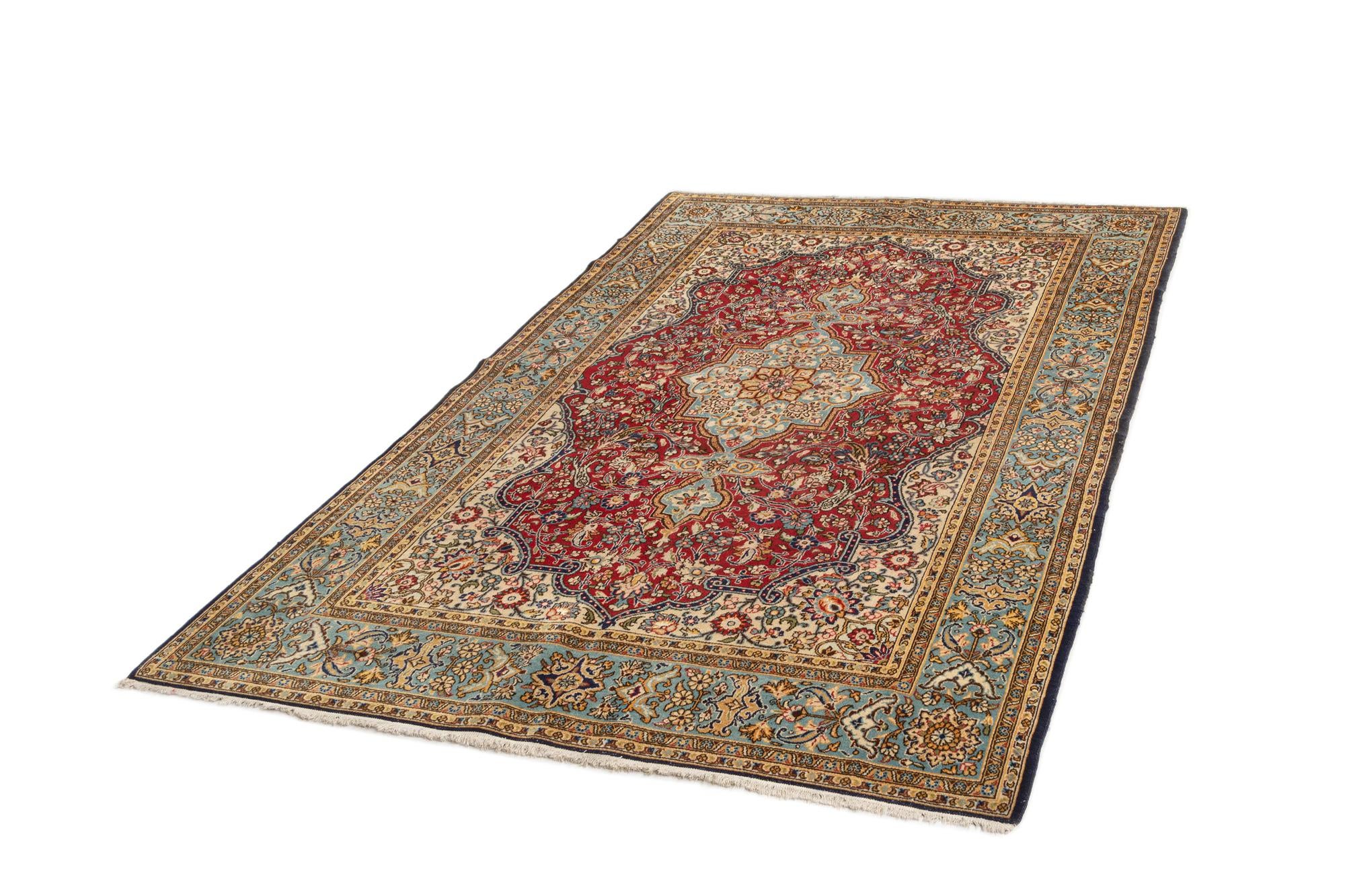 5' 4 x 8' 11 Hossainabad Wool Rug