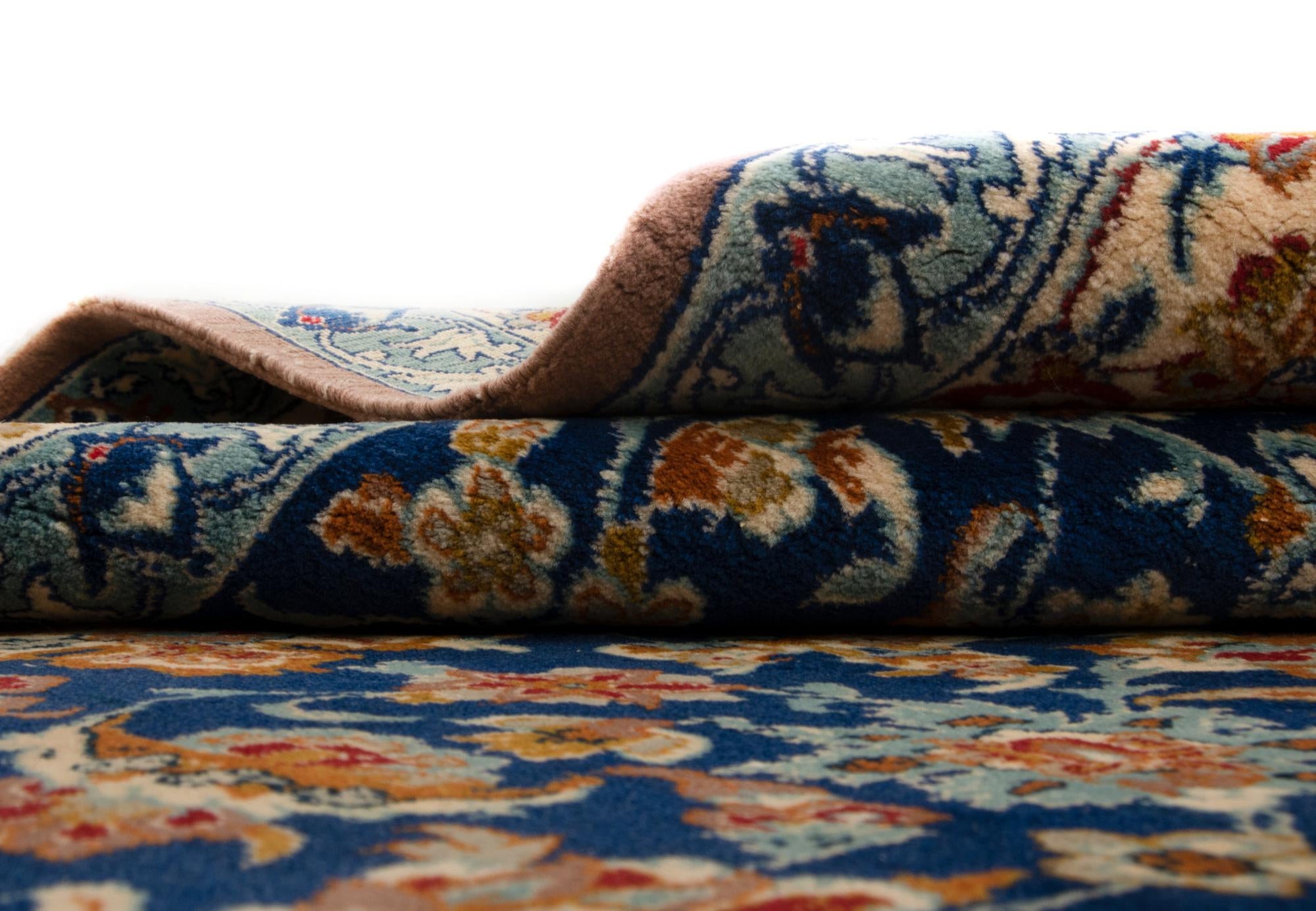 3' 4 x 5' 1 Hand Knotted Isfahan Persian Rug