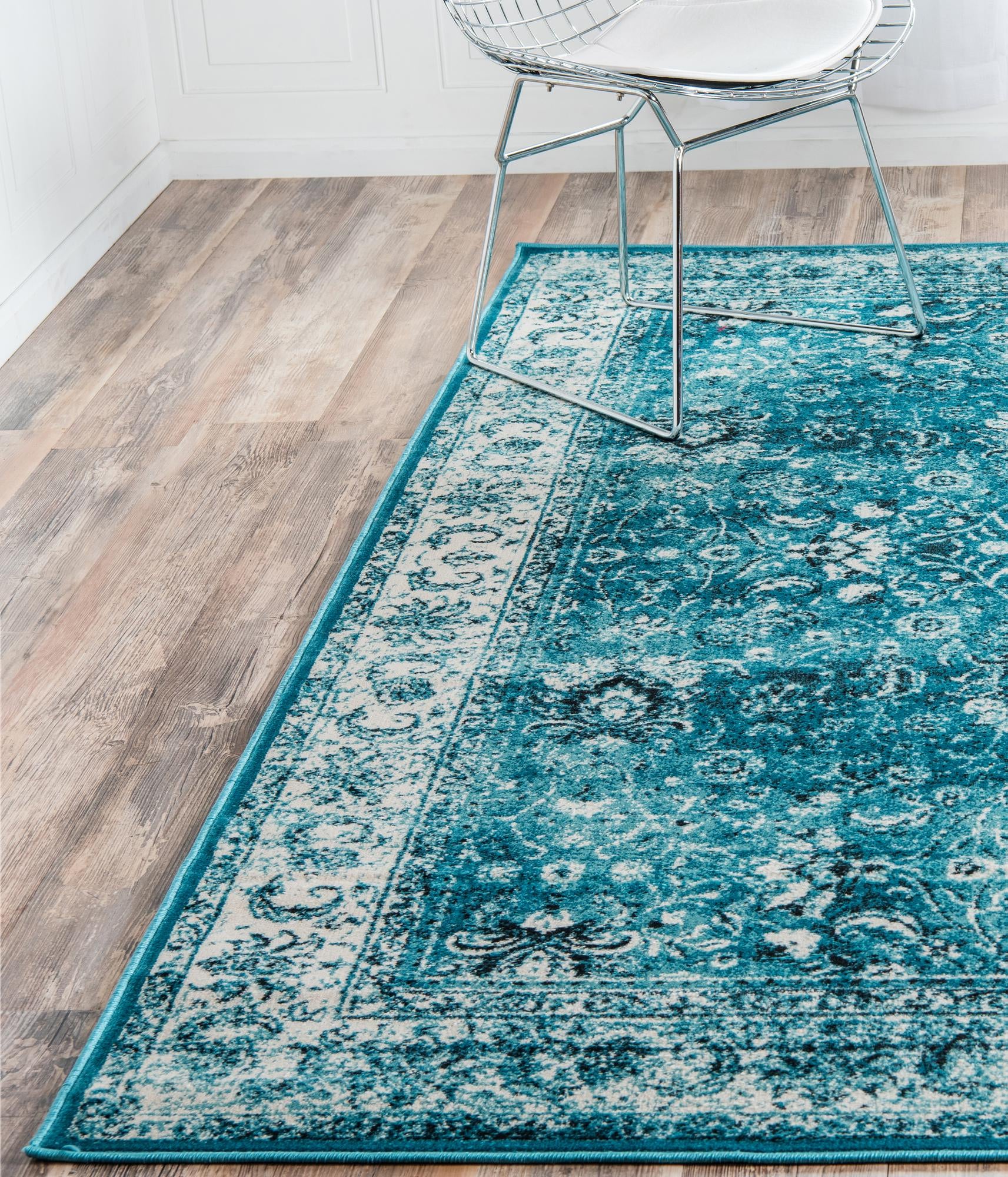 4' x 6' Istanbul Rug