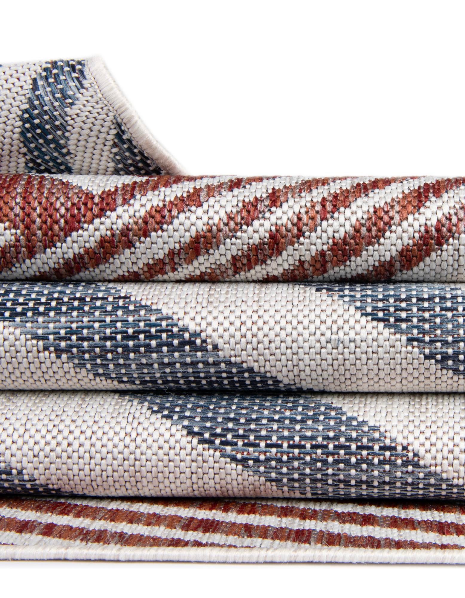 5' 3 x 8' Easy-Clean Jill Zarin Indoor / Outdoor Rug