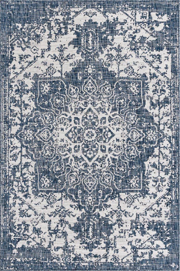 Detail image of 6' x 9' Easy-Clean Jill Zarin Dubai Indoor / Outdoor Rug