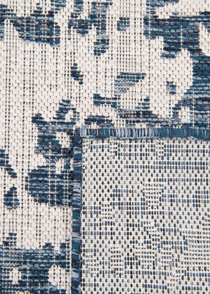 9' x 12' Easy-Clean Jill Zarin Dubai Indoor / Outdoor Rug