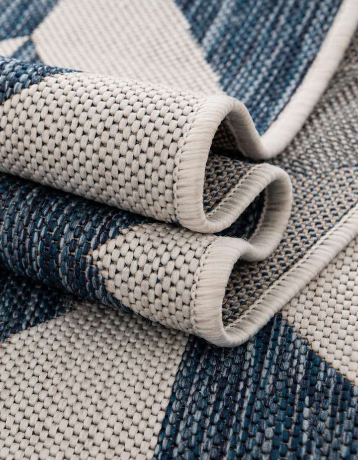 7' x 10' Easy-Clean Jill Zarin Napa Indoor / Outdoor Rug