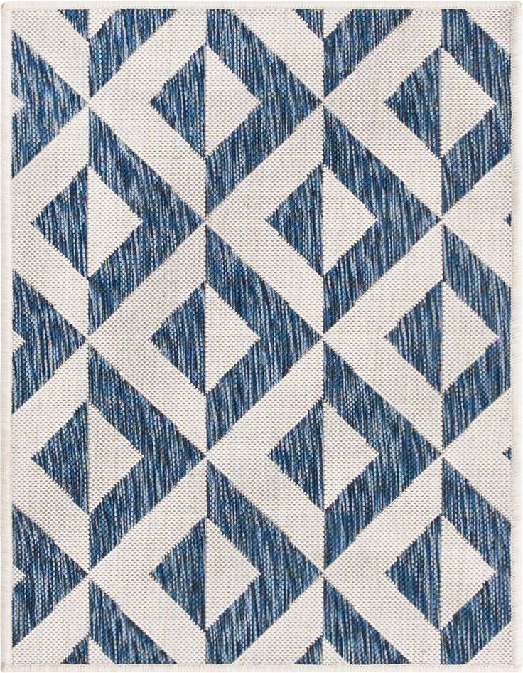 Detail image of 2' x 3' Easy-Clean Jill Zarin Napa Indoor / Outdoor Rug