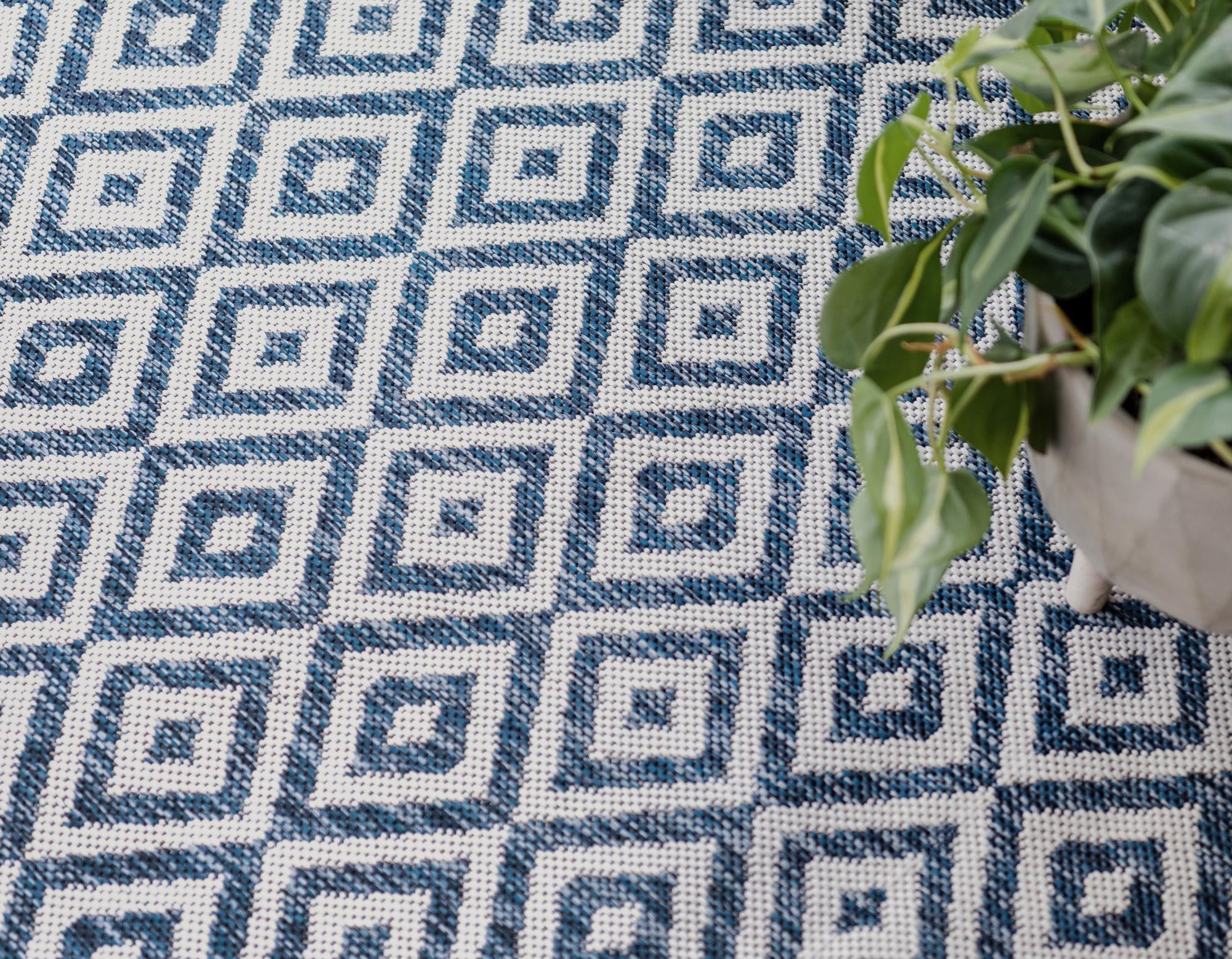 9' x 12' Easy-Clean Jill Zarin Costa Rica Indoor / Outdoor Rug
