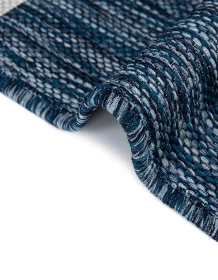 Detail image of 7' 10 x 10' Easy-Clean Jill Zarin Anguilla Indoor / Outdoor Rug