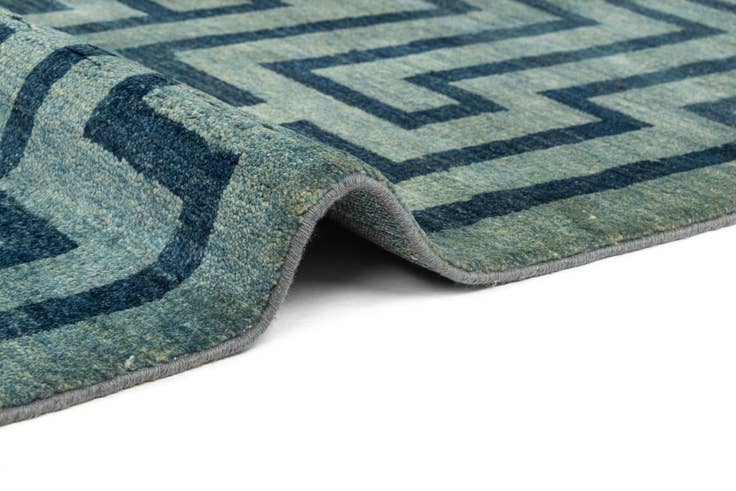 Detail image of 5' 5 x 8' 5 Juma Wool Rug