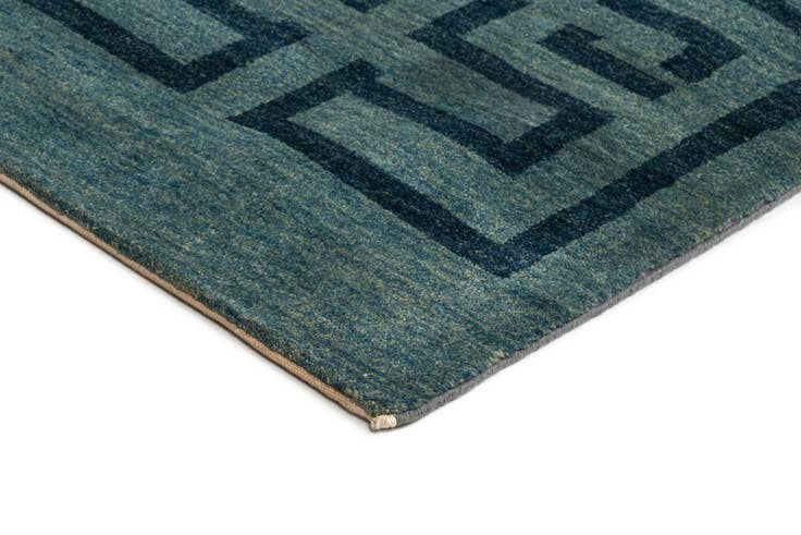 Detail image of 5' 5 x 8' 5 Juma Wool Rug