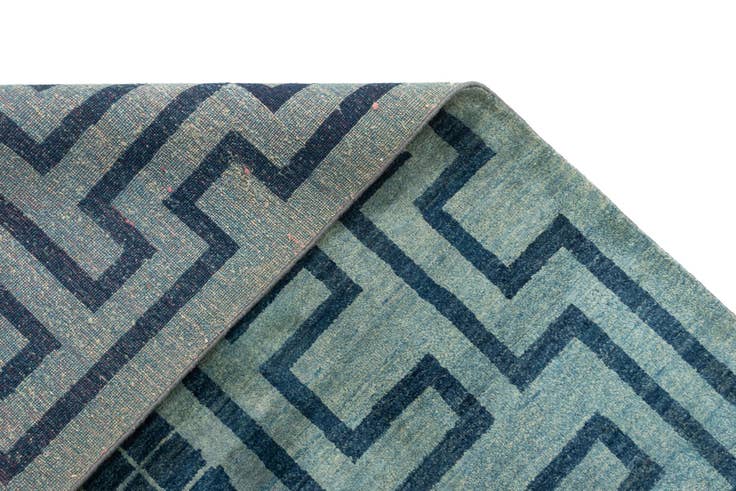Detail image of 5' 5 x 8' 5 Juma Wool Rug