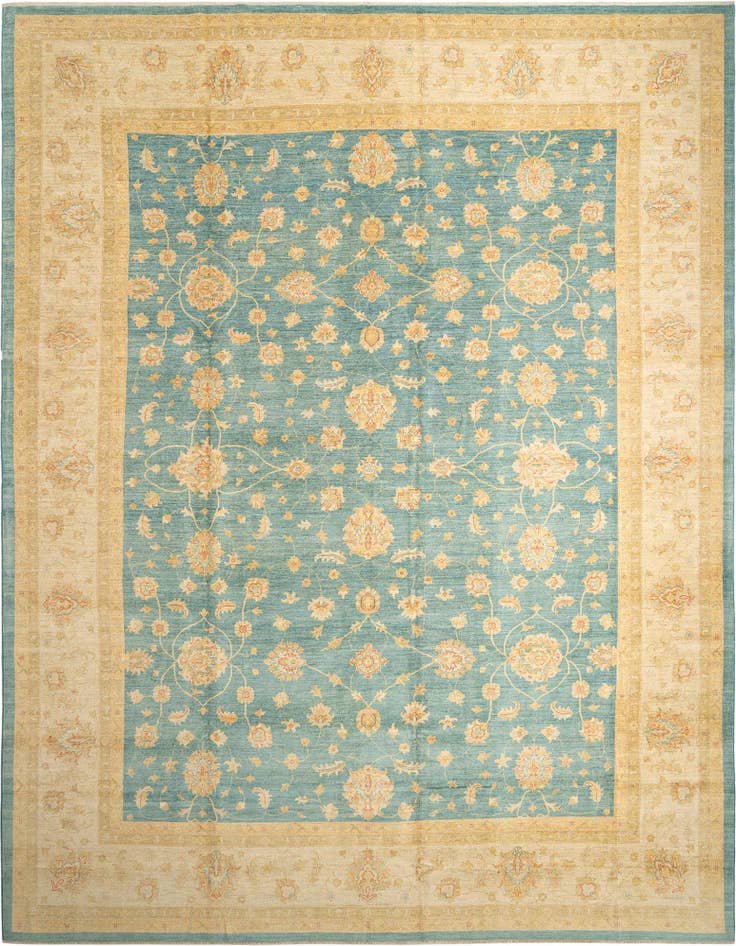 Detail image of 12' 10 x 16' 8 Kaizar Wool Rug
