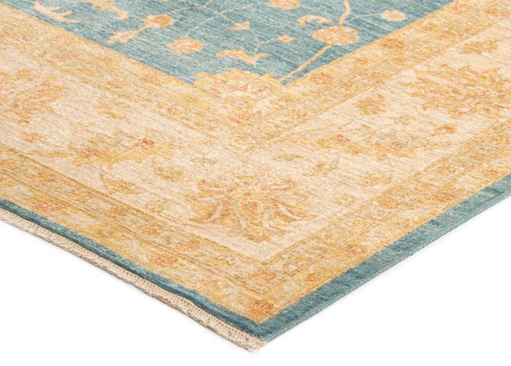 Detail image of 8' 5 x 11' 4 Kaizar Wool Rug