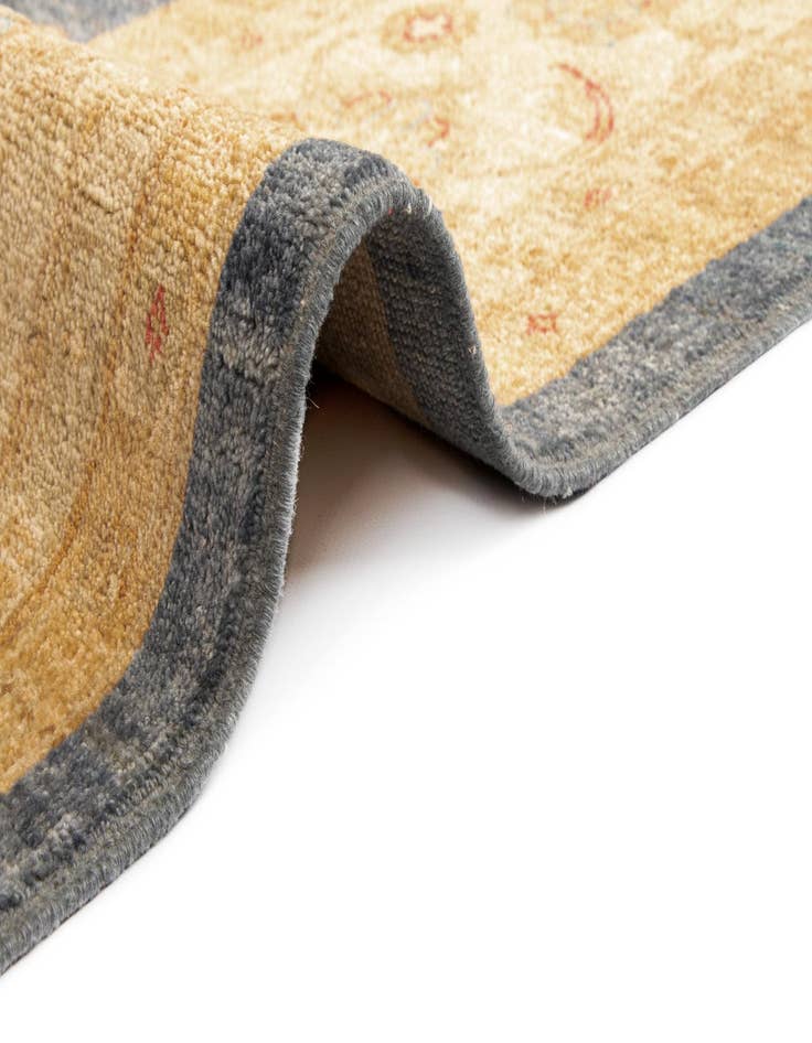 Detail image of 8' 8 x 12' 5 Kaizar Wool Rug