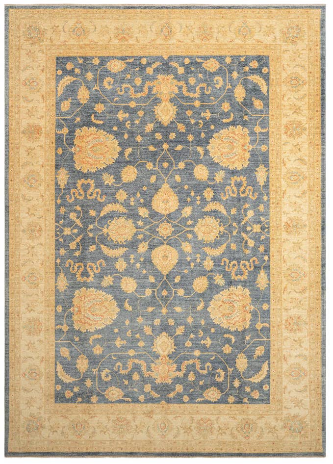 Detail image of 8' 10 x 12' 4 Kaizar Wool Rug