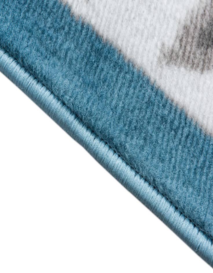 Detail image of 7' 9 x 10' 10 Kashan Design Rug