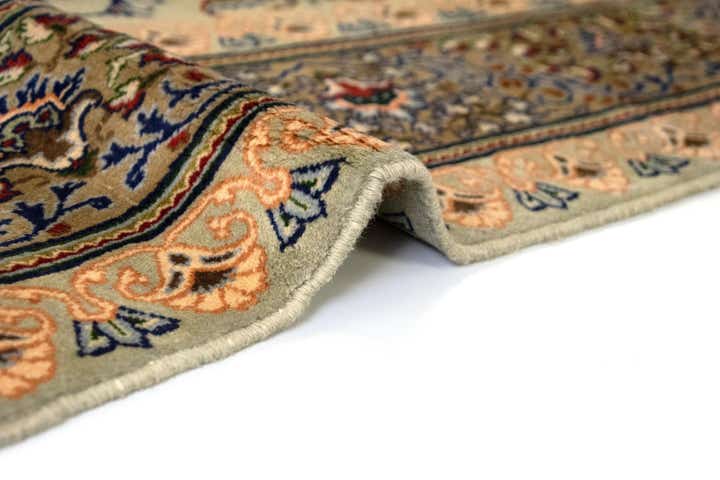 6' 6 x 10' Hand Knotted Kashan Persian Rug