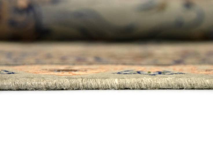 Detail image of 6' 6 x 10' Hand Knotted Kashan Persian Rug