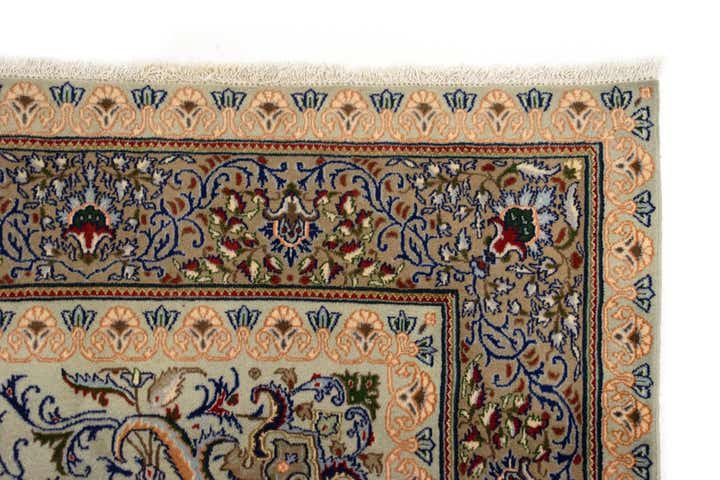 6' 6 x 10' Hand Knotted Kashan Persian Rug