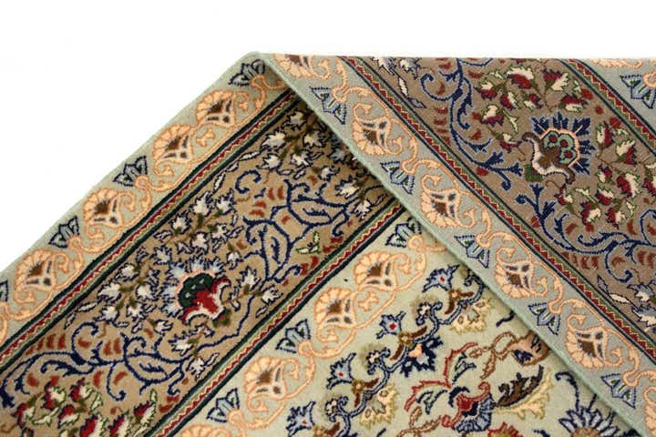 6' 6 x 10' Hand Knotted Kashan Persian Rug