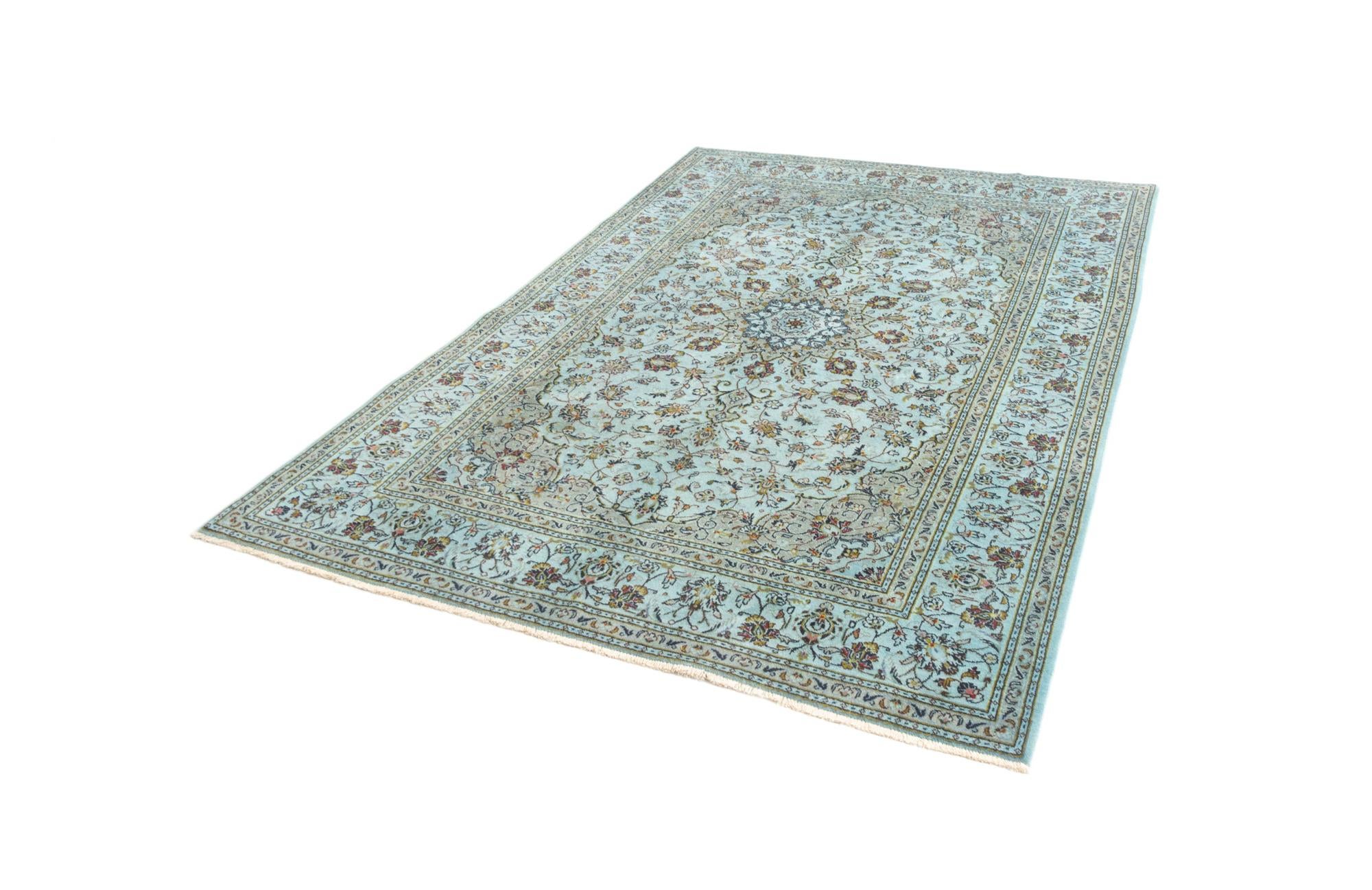 6' 2 x 9' 8 Kashan Rug