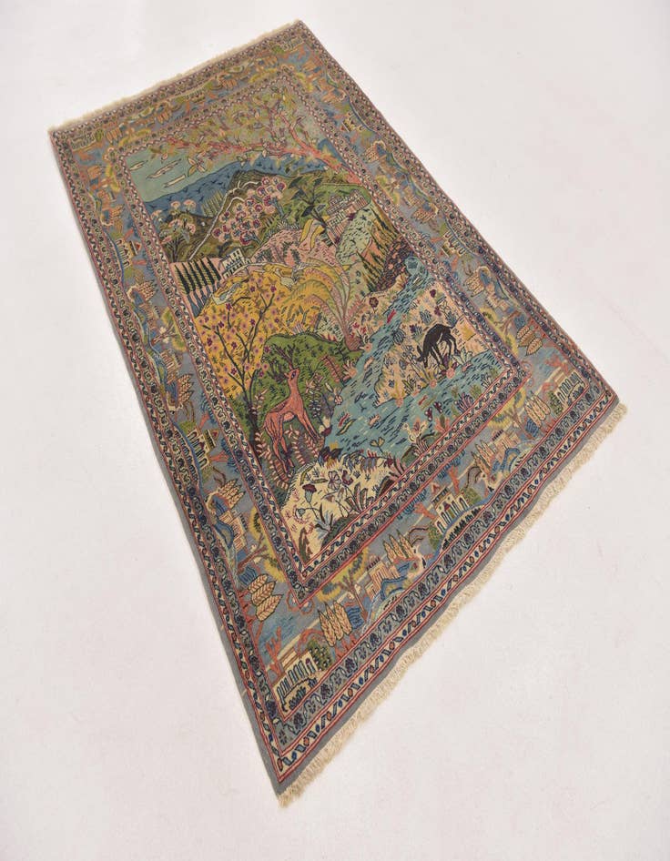 Detail image of 4' 2 x 6' 3 Hand Knotted Kashan Persian Rug