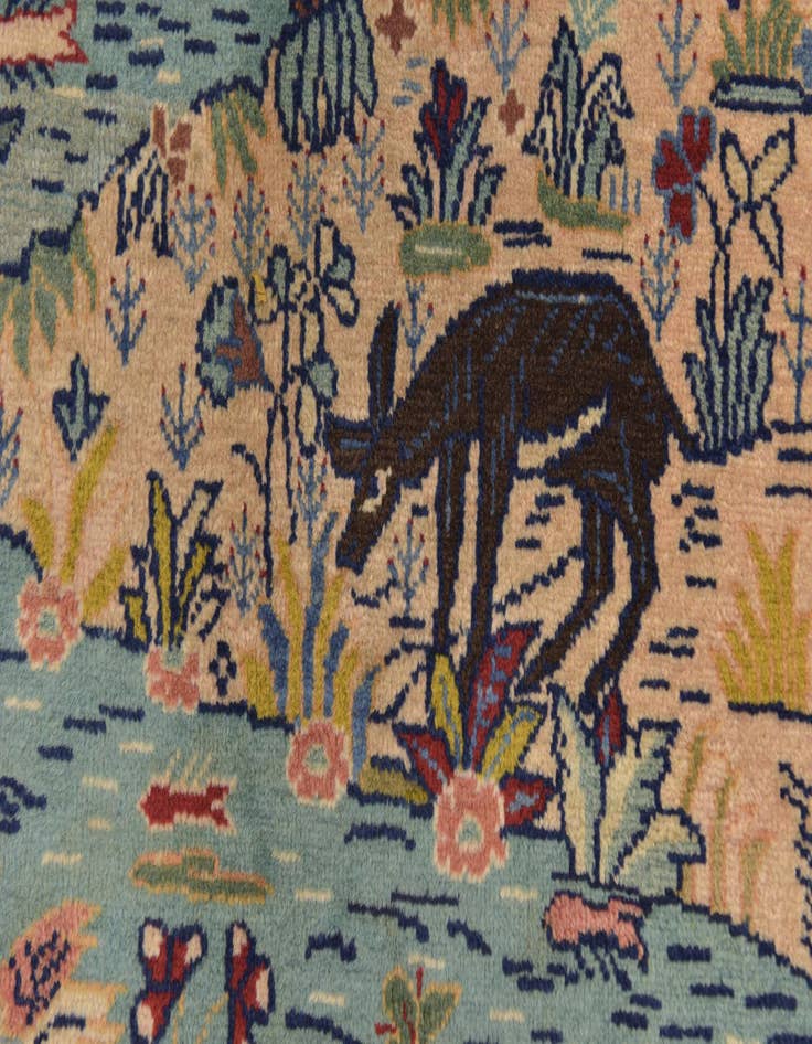 Detail image of 4' 2 x 6' 3 Hand Knotted Kashan Persian Rug