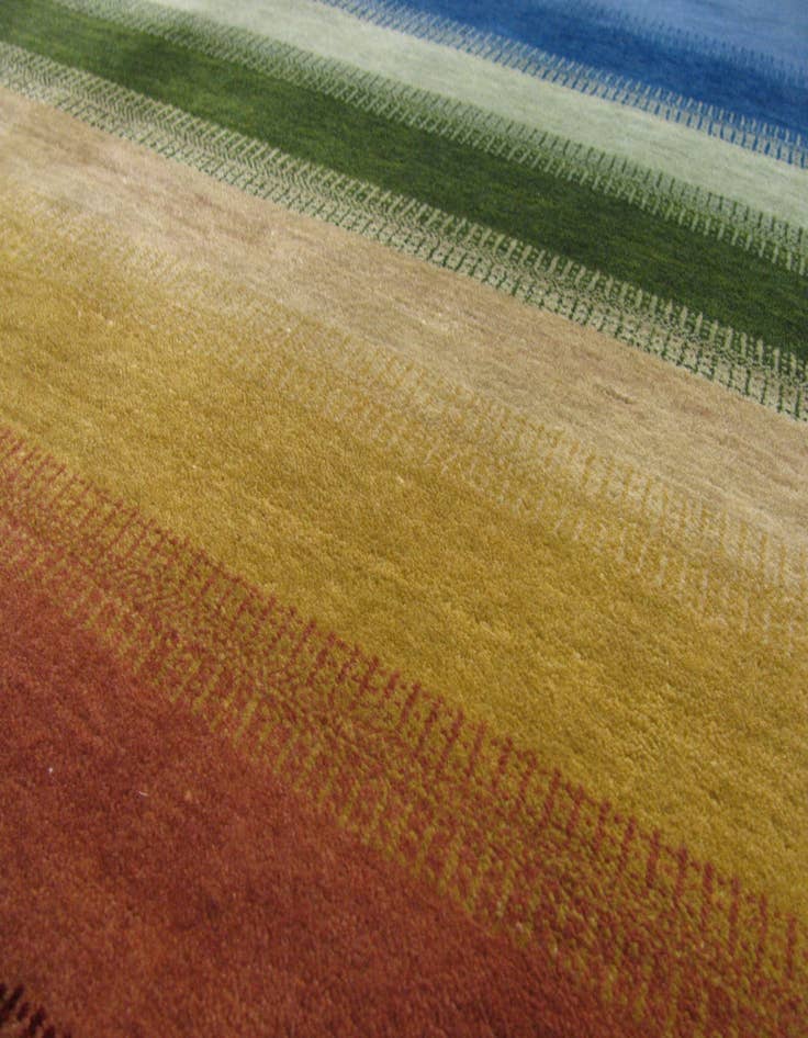 Detail image of 4' 8 x 6' 7 Hand Knotted Kashkuli Gabbeh Persian Wool Rug