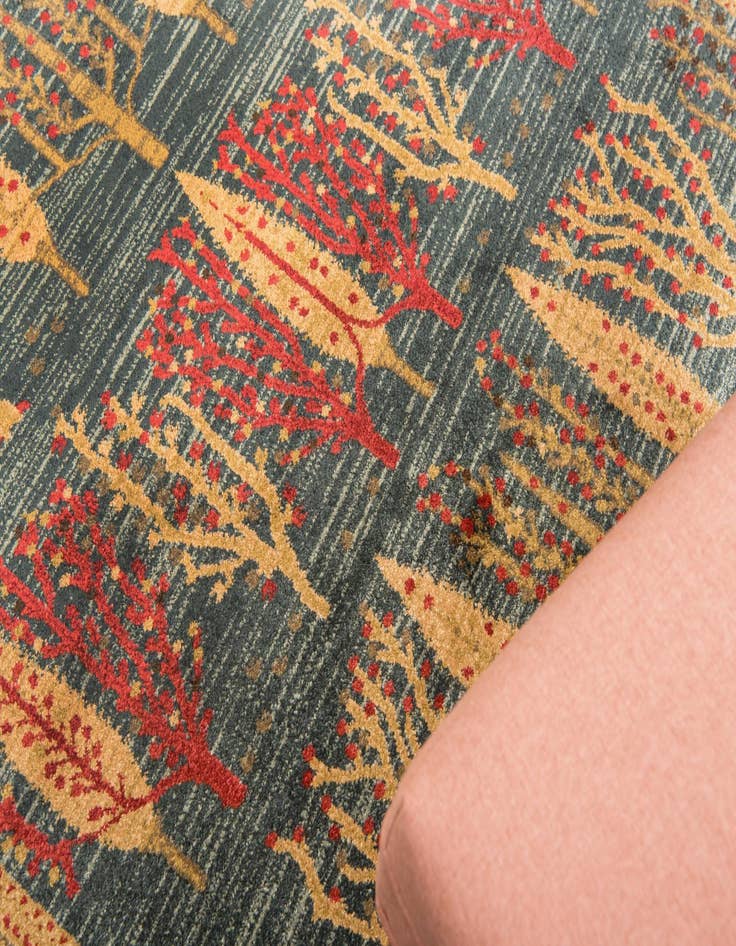 Detail image of 9' x 12' Kashkuli Gabbeh Rug