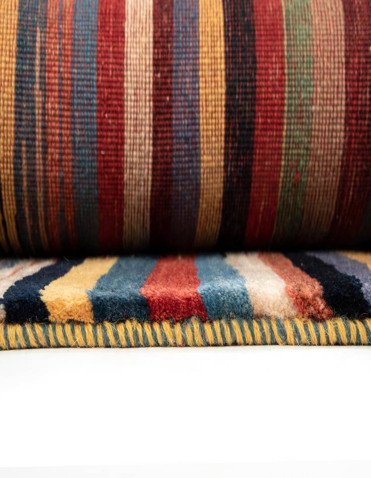 Detail image of 3' 11 x 6' 7 Kashkuli Wool Rug
