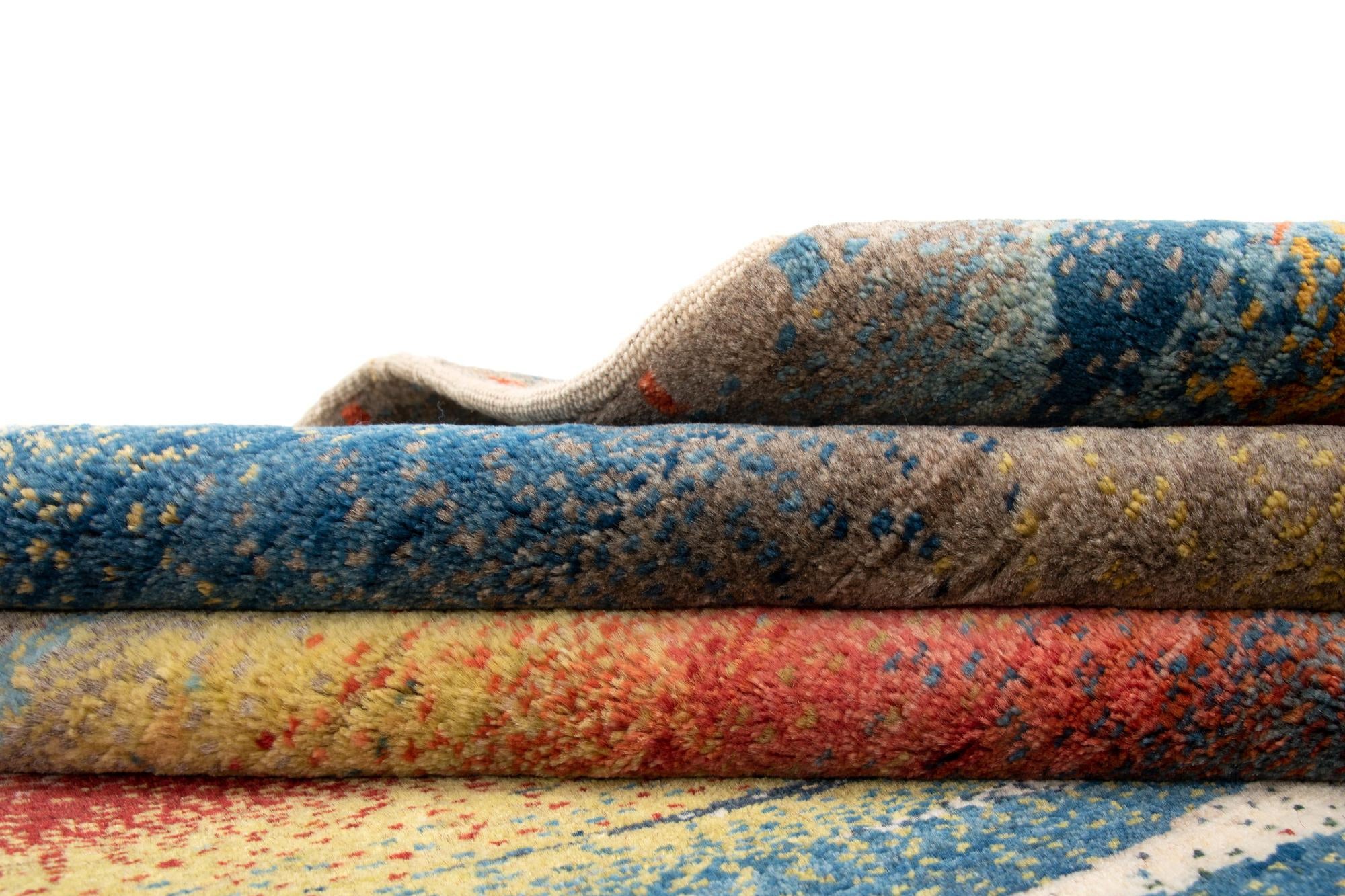 5' 9 x 8' 3 Kashkuli Wool Rug