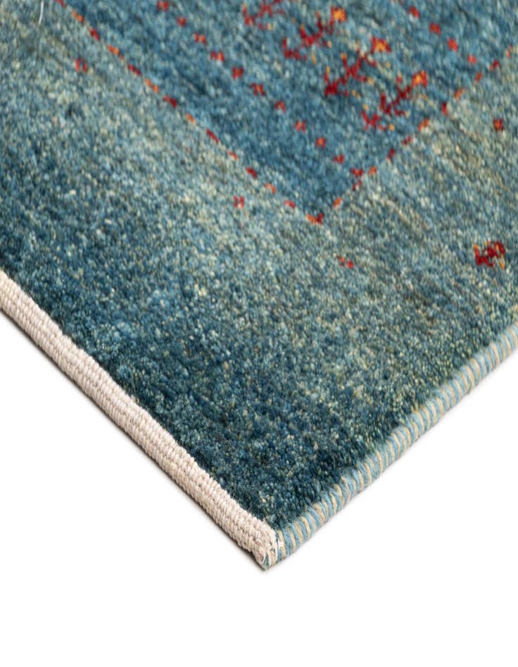Detail image of 2' 7 x 4' 3 Kashkuli Wool Rug