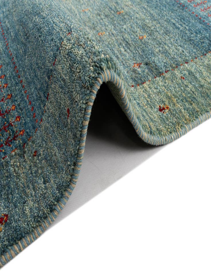 Detail image of 2' 7 x 4' 3 Kashkuli Wool Rug