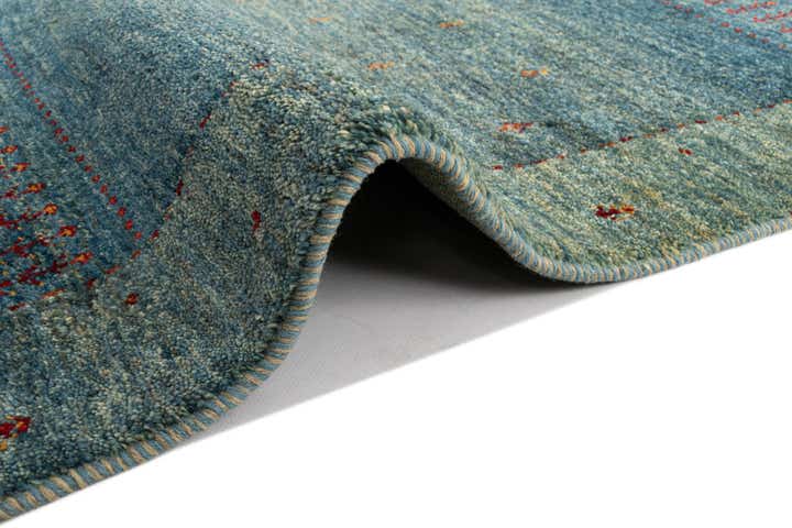 2' 7 x 4' 3 Kashkuli Wool Rug