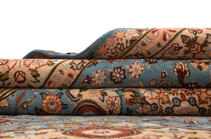 Detail image of 6' 6 x 10' Kashmar Wool Rug