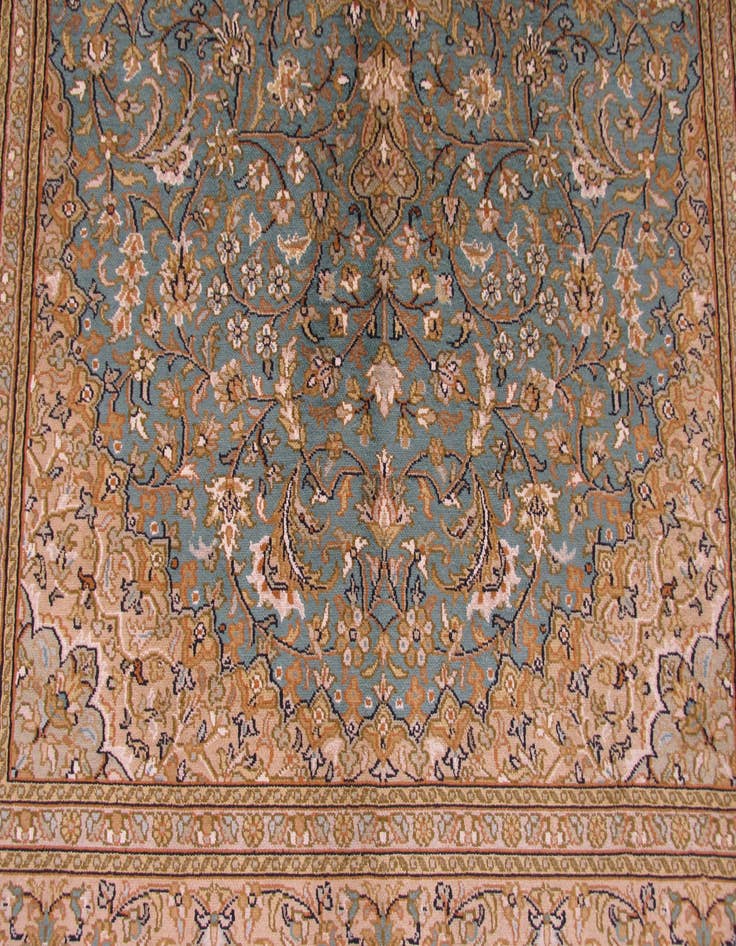 Detail image of 4' 2 x 6' 2 Hand Knotted Kashmir Oriental Rug