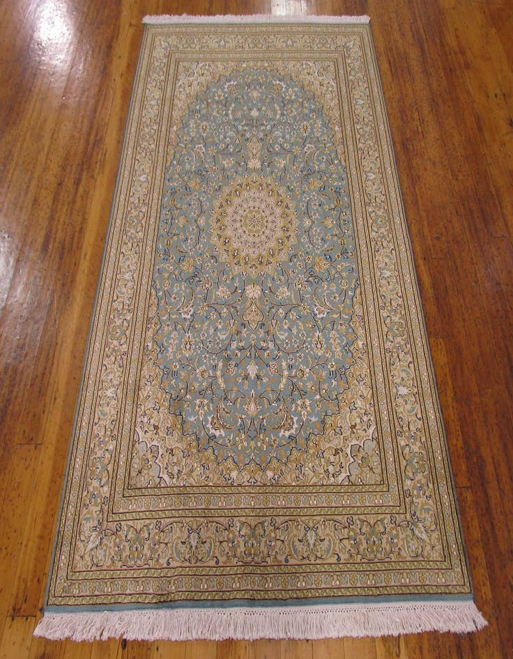 Detail image of 4' 2 x 6' 2 Hand Knotted Kashmir Oriental Rug