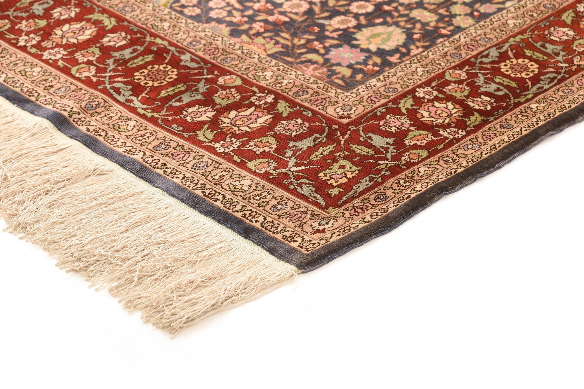 2' 7 x 4' 1 Kayseri Silk Rug