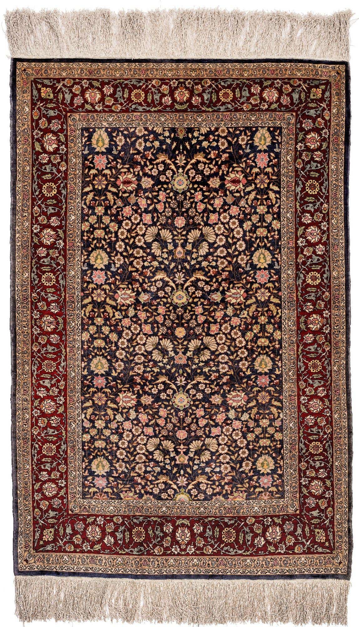2' 7 x 4' 1 Kayseri Silk Rug