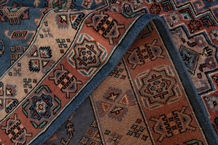 4' 4 x 6' 1 Hand Knotted Kazak Oriental Wool Rug