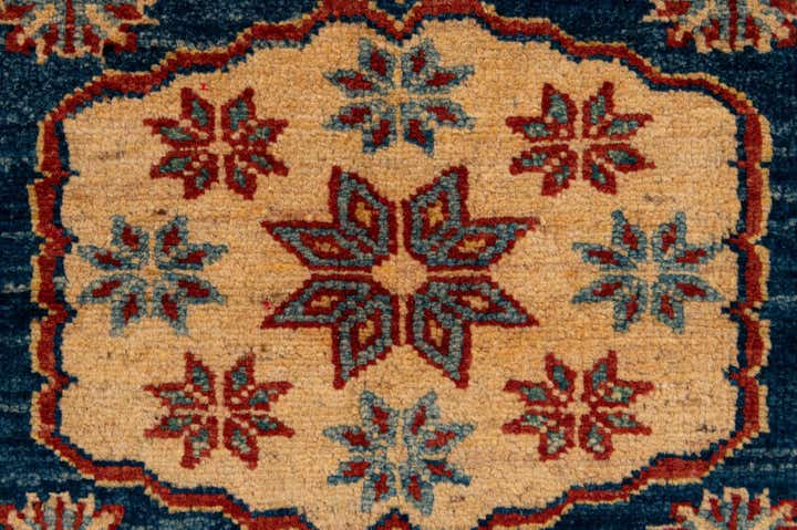 3' 9 x 5' 6 Hand Knotted Kazak Wool Rug
